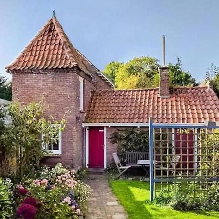Rustic Retreat: Fireplace, Bbq, + Forest Access Burgh-Haamstede Εξωτερικό φωτογραφία